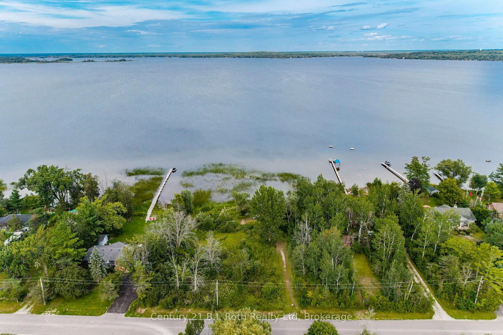24 Crescent Drive • Tay, ON photo 6