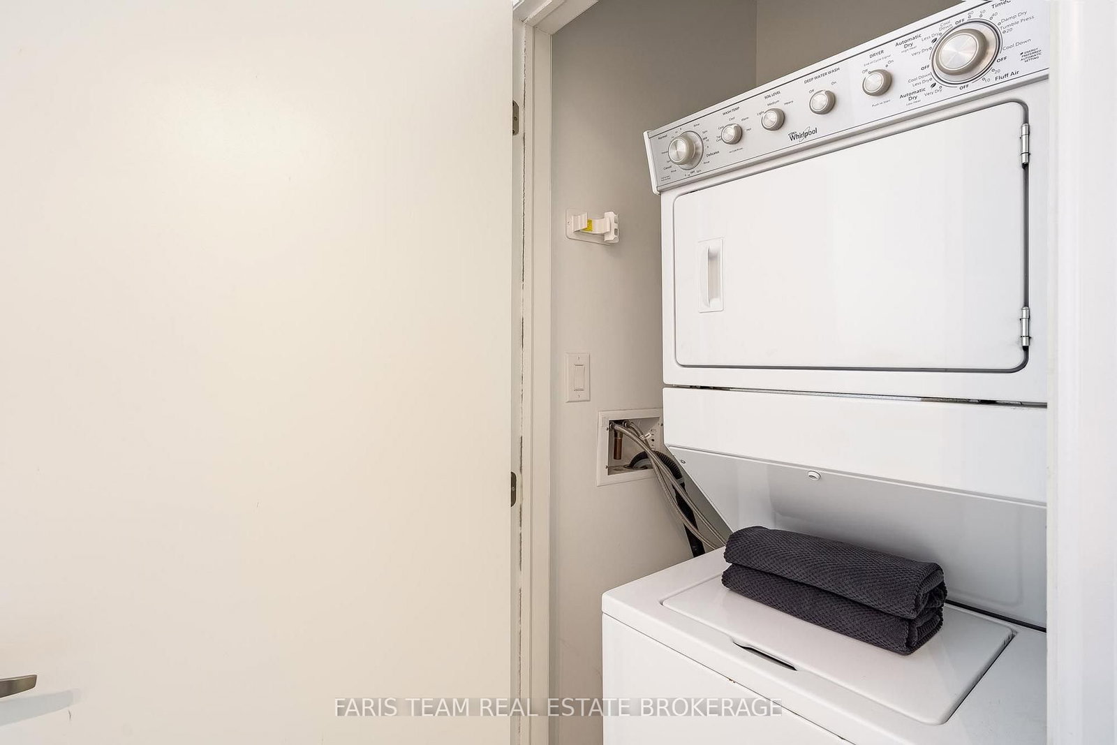 111 Worsley Street • #PH7 • Barrie, ON photo 21