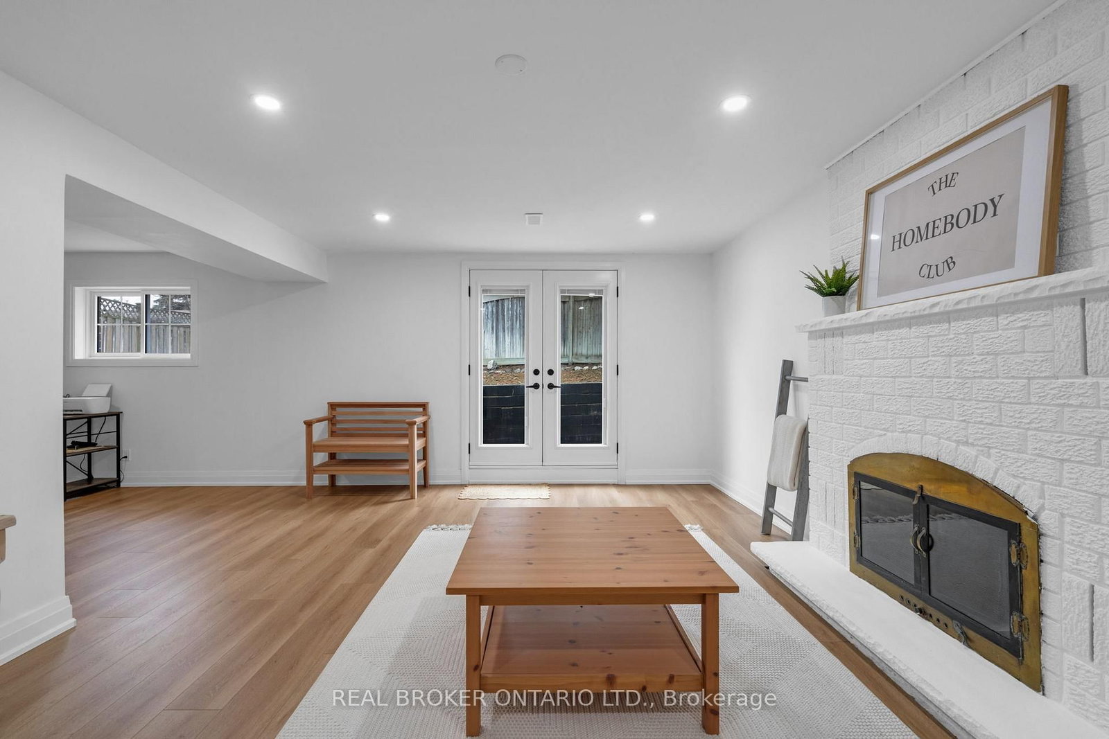 15 Buchanan Street • Barrie, ON photo 28