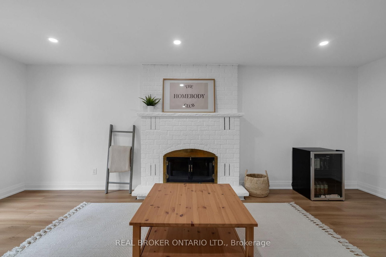 15 Buchanan Street • Barrie, ON photo 32