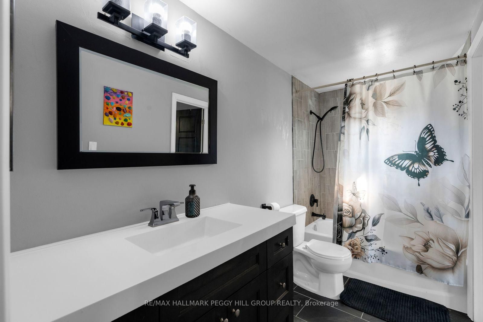 211 Hickling Trail • Barrie, ON photo 13