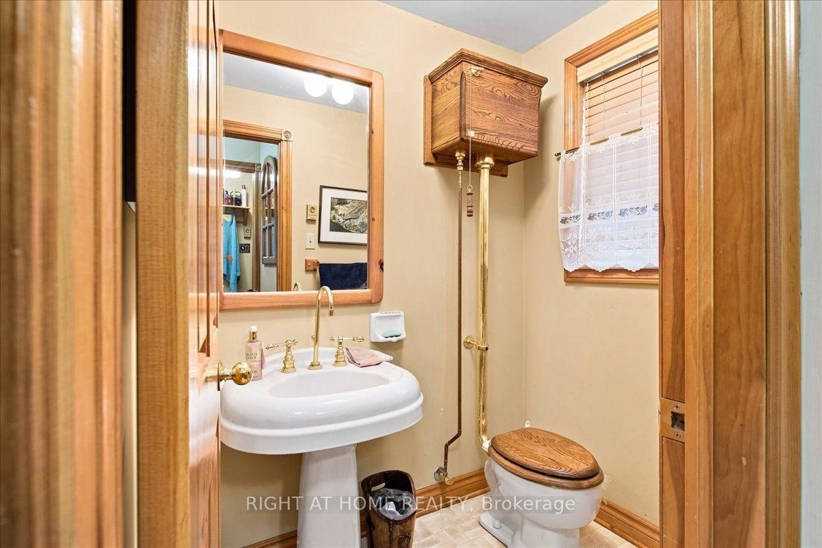 12 James Street • Tiny, ON photo 18