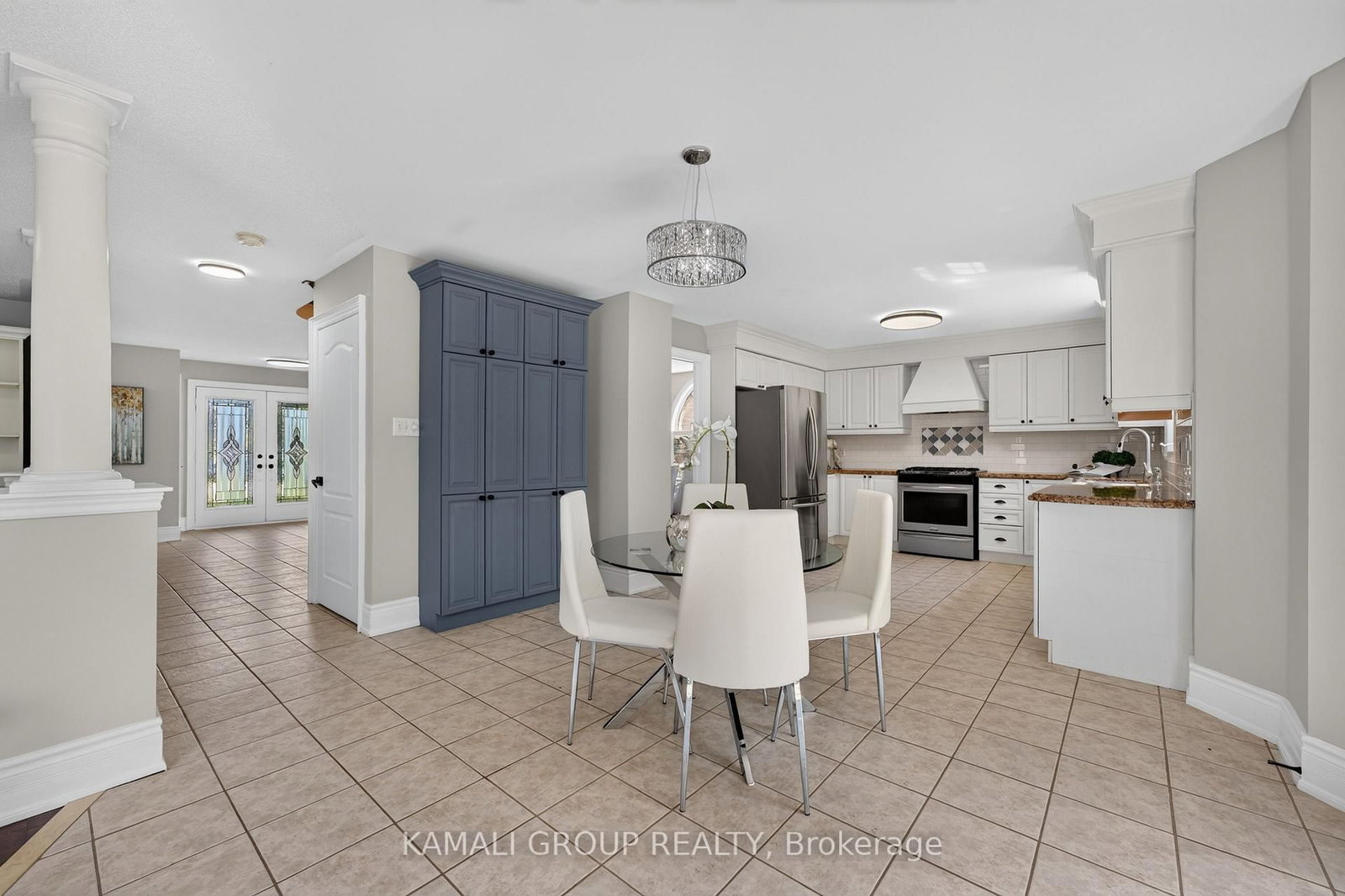 10 Rebecca Court • Barrie, ON photo 12