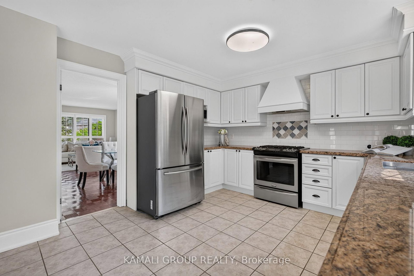 10 Rebecca Court • Barrie, ON photo 15