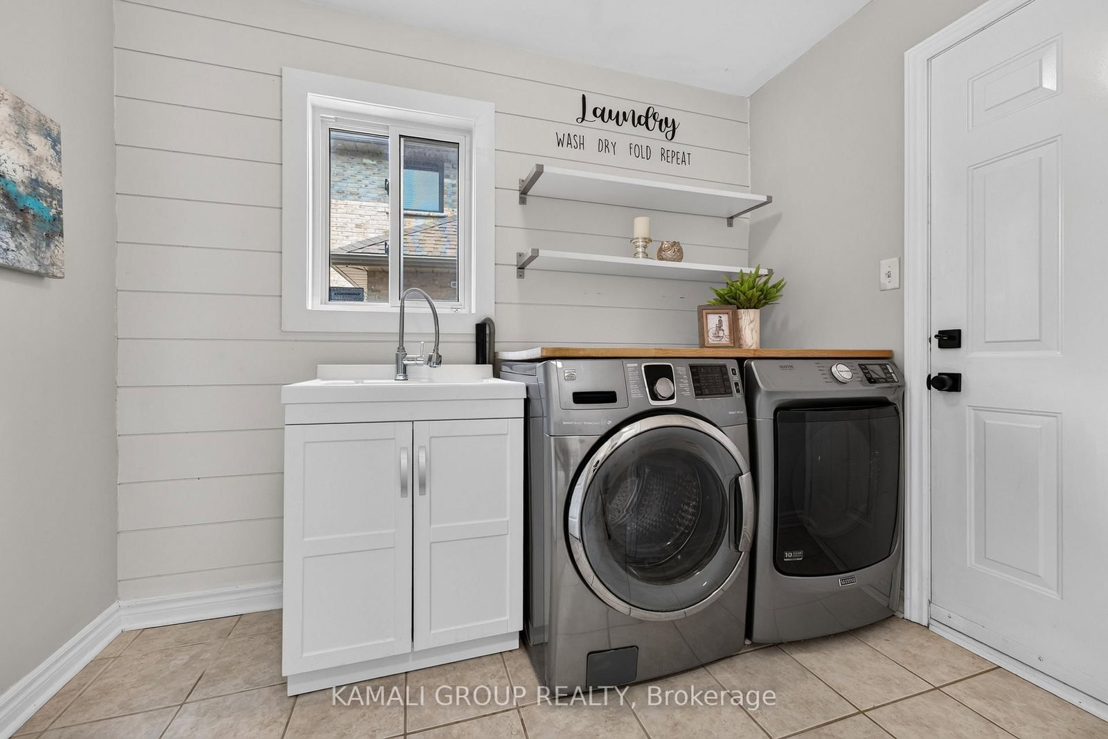 10 Rebecca Court • Barrie, ON photo 18