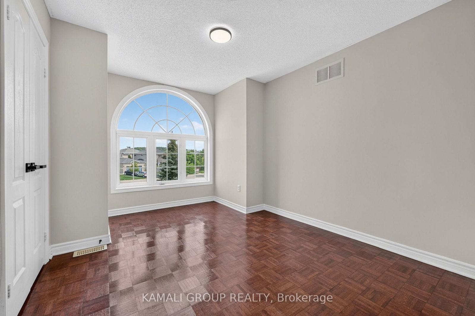 10 Rebecca Court • Barrie, ON photo 25