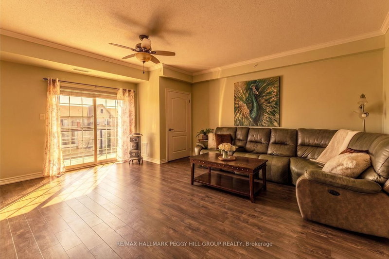 402 - 40 Ferndale Drive S
