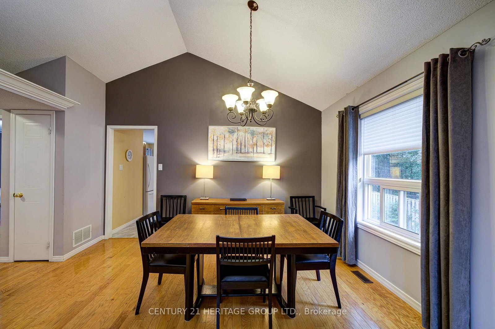 68 Dyer Drive • Wasaga Beach, ON photo 5