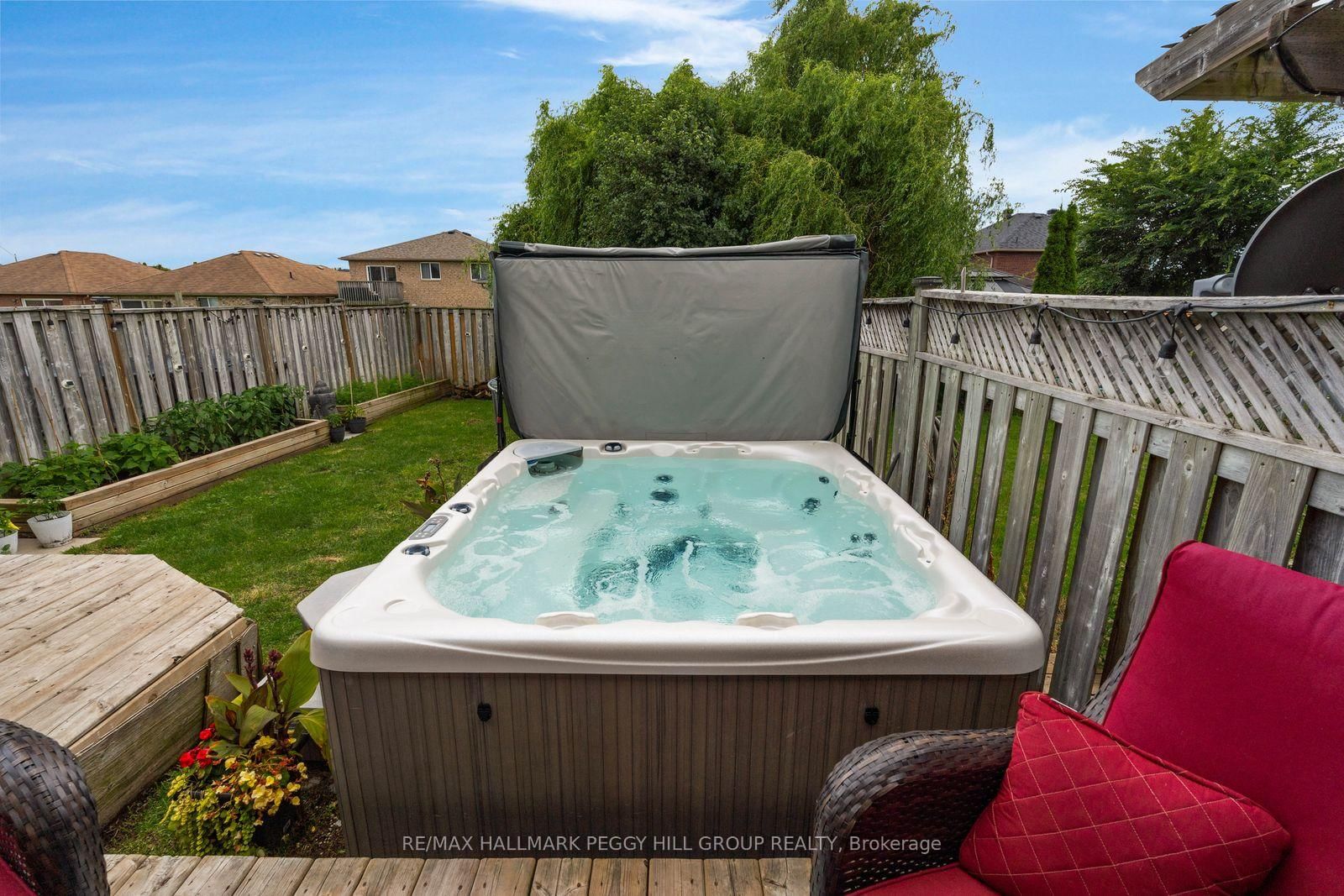 195 Dunsmore Lane • Barrie, ON photo 15