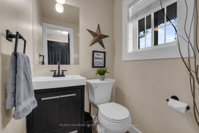 195 Dunsmore Lane • Barrie, ON photo 6