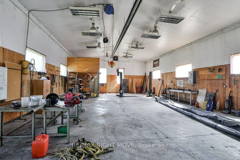 114 11th Line S • Oro-Medonte, ON photo 9