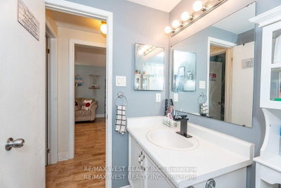 369 Galloway Boulevard • Midland, ON photo 9