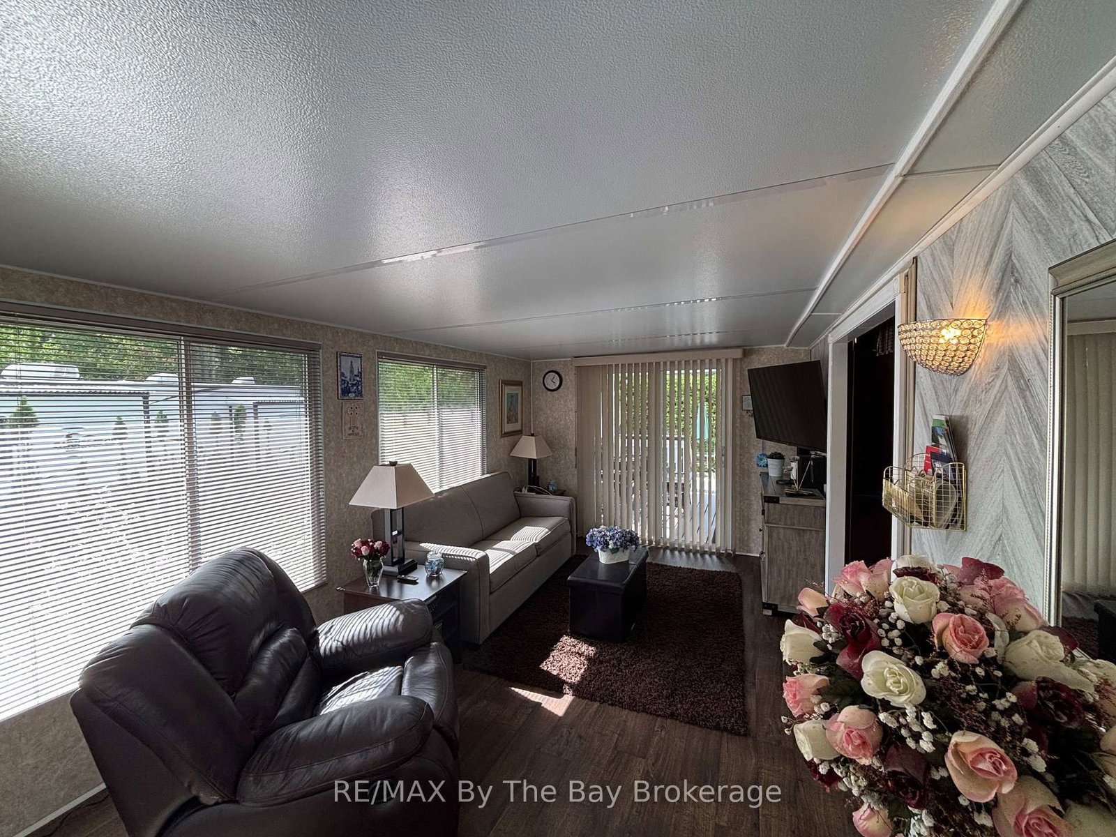 8 Kenora Trail • Wasaga Beach, ON photo 14