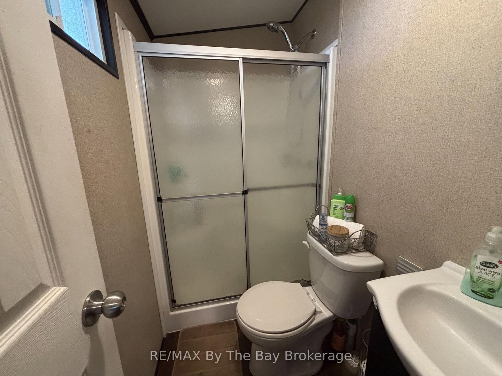 8 Kenora Trail • Wasaga Beach, ON photo 20