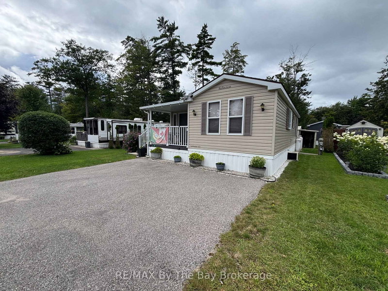 8 Kenora Trail