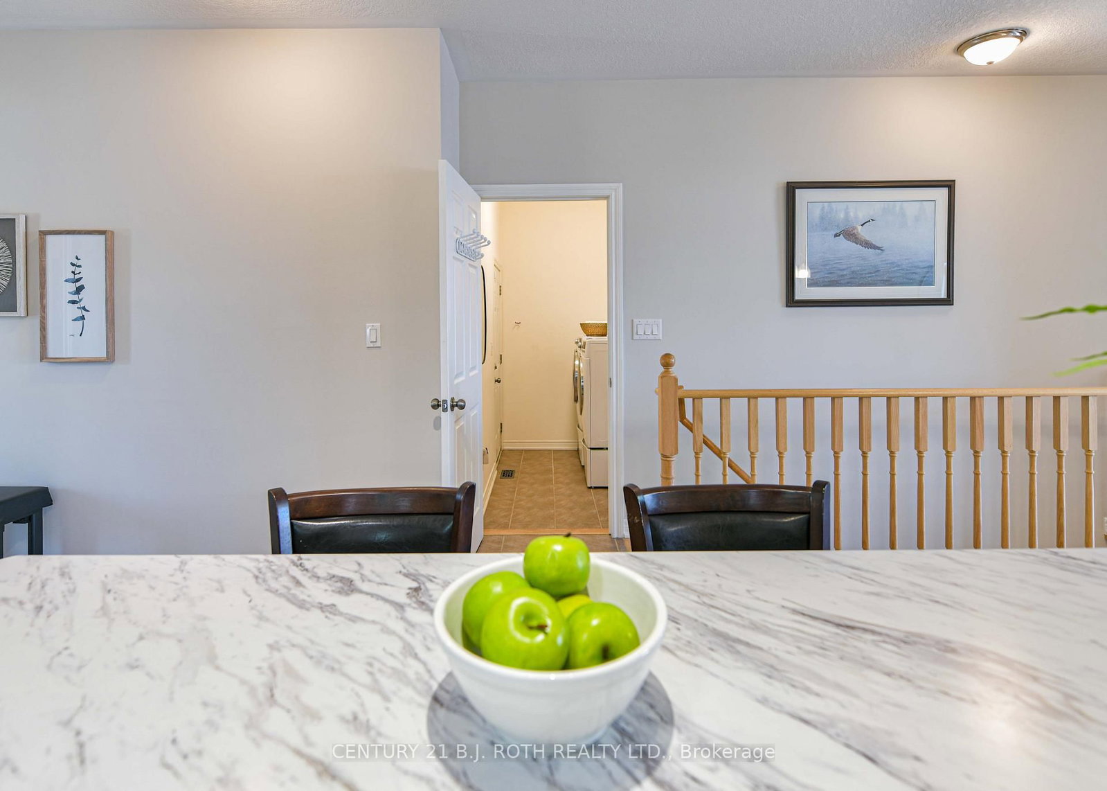 10 Canterbury Circle • Orillia, ON photo 25