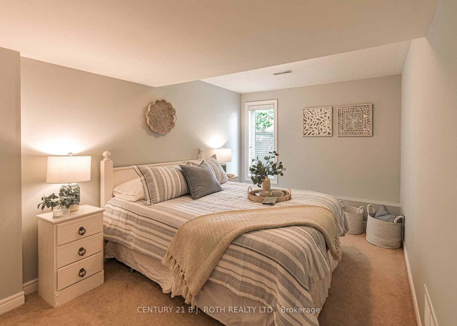 10 Canterbury Circle • Orillia, ON photo 30