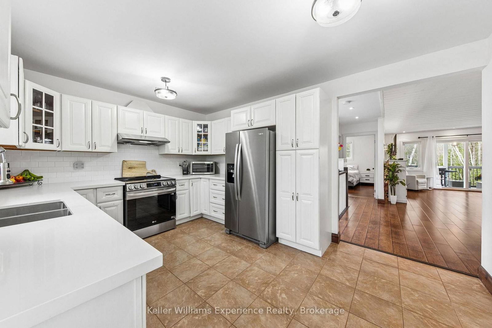 66 Albion Lane • Tiny, ON photo 9