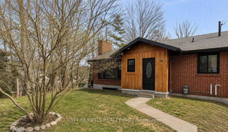 Upper - 99 Wellington Street E