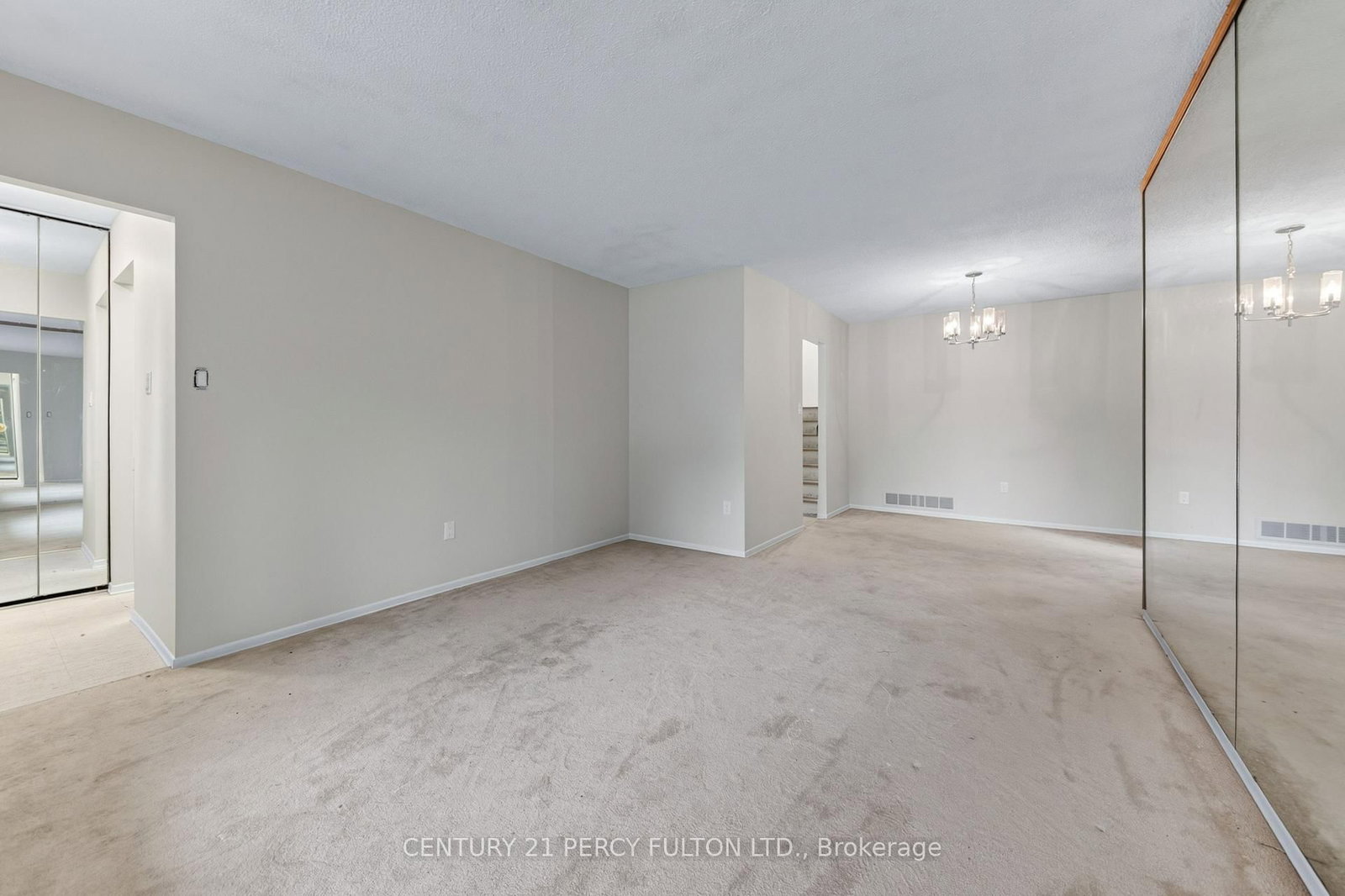 11 Aldergrove Circle • Barrie, ON photo 13