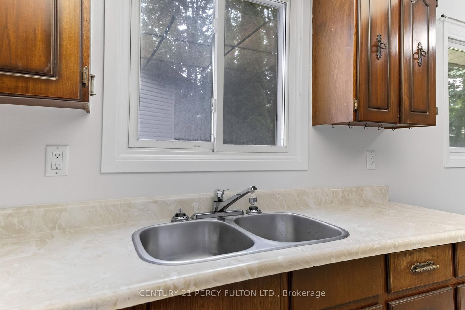 11 Aldergrove Circle • Barrie, ON photo 20