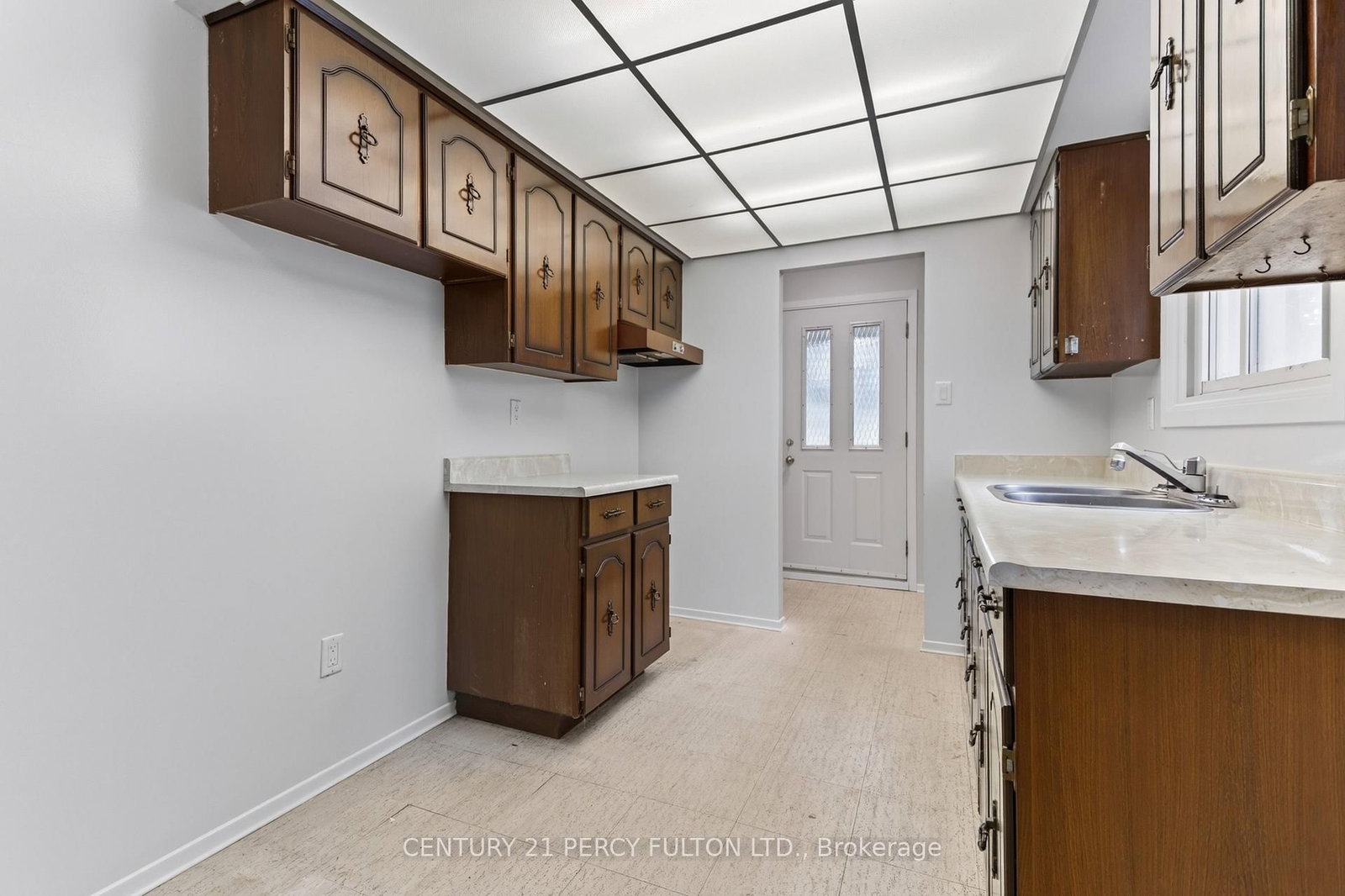 11 Aldergrove Circle • Barrie, ON photo 22