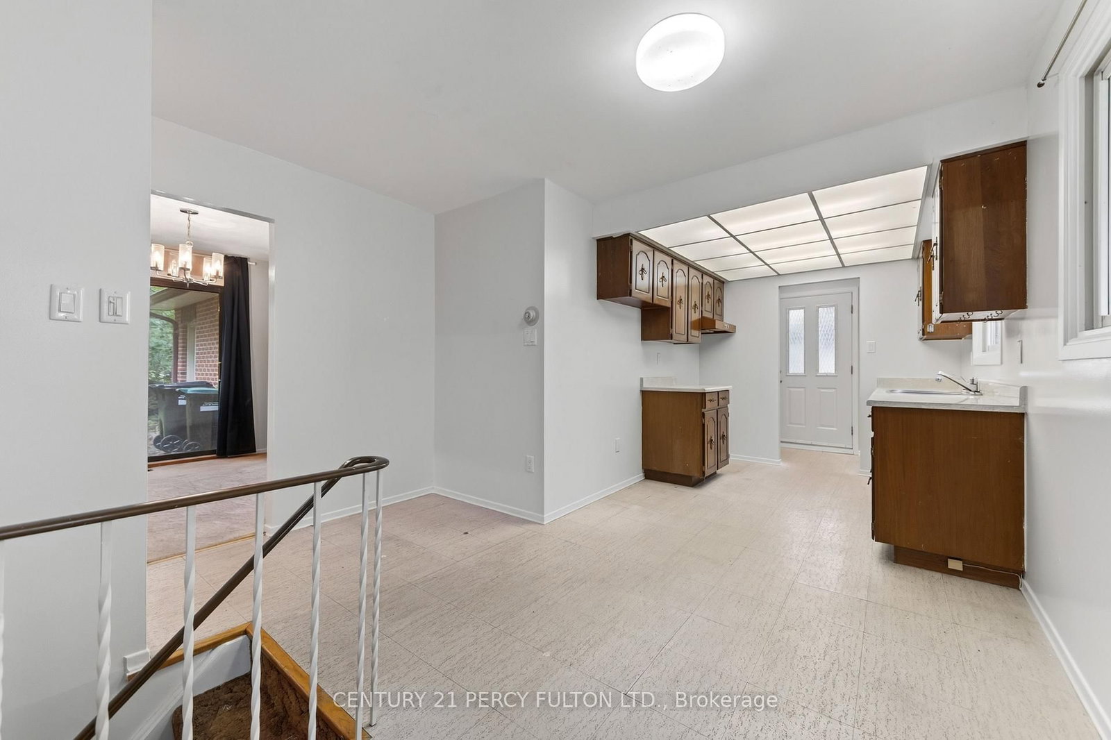 11 Aldergrove Circle • Barrie, ON photo 27