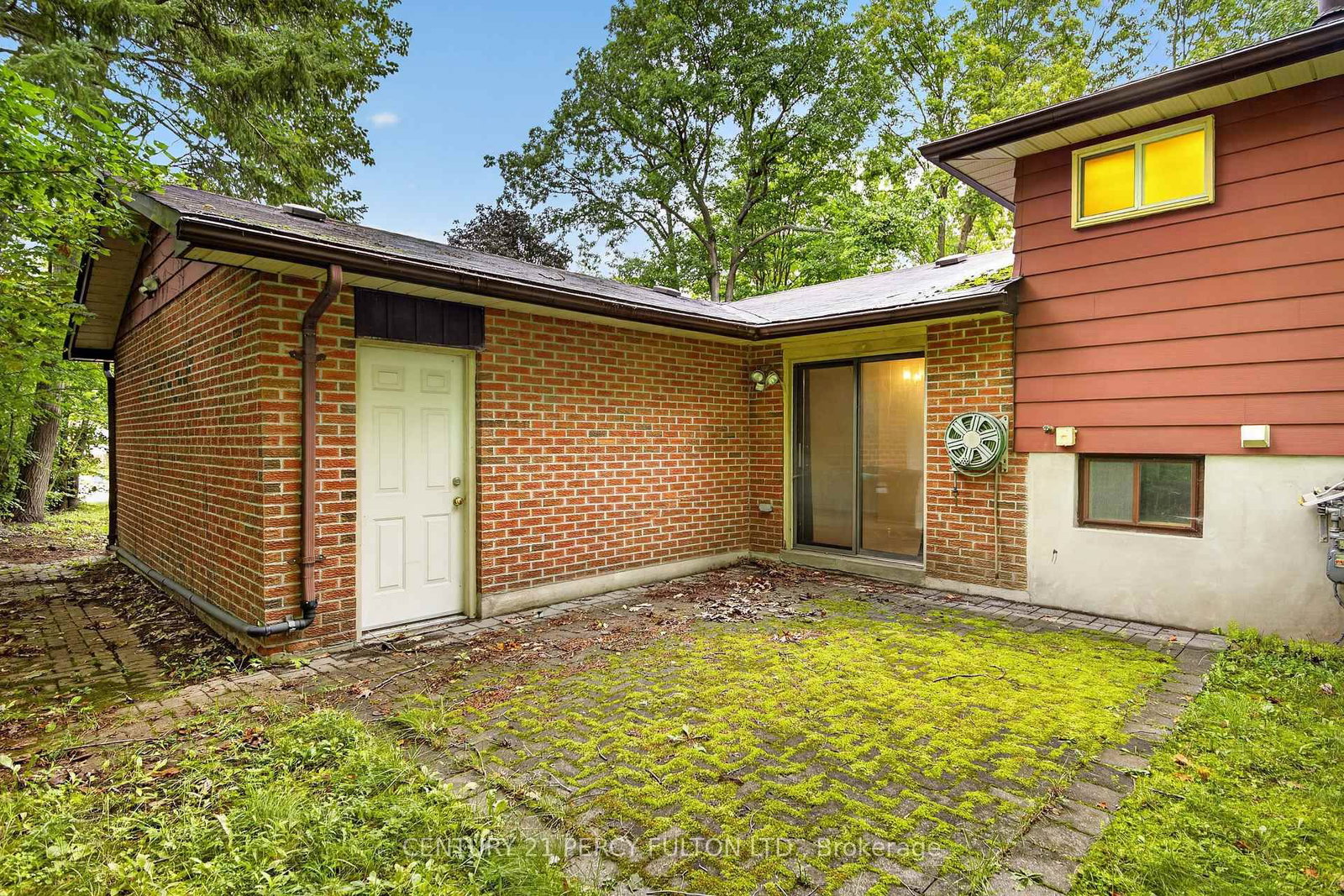 11 Aldergrove Circle • Barrie, ON photo 50