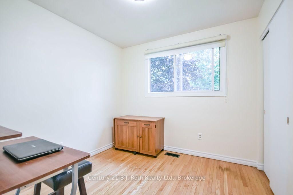 299 Bay Street • Orillia, ON photo 9