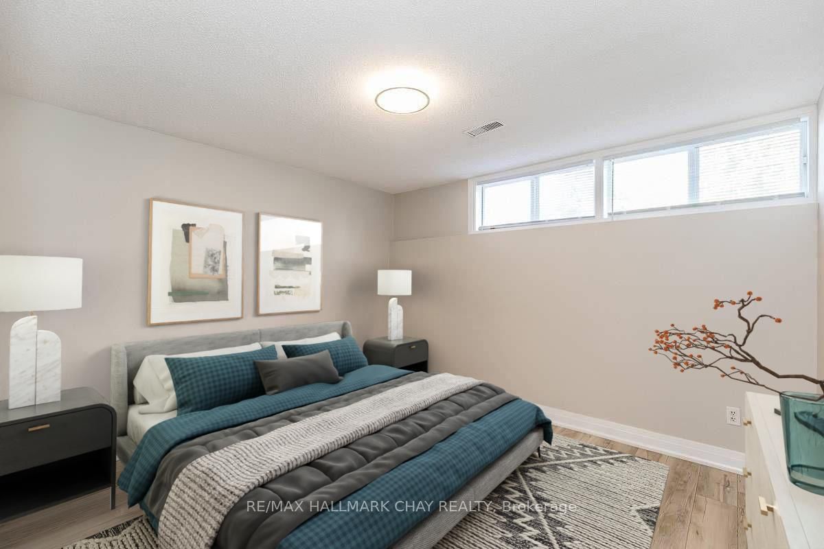 3 Buchanan Street • Barrie, ON photo 21