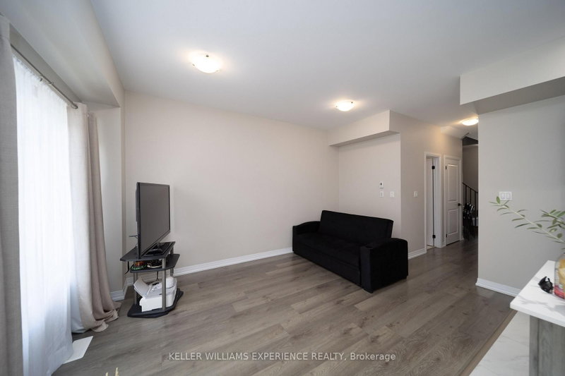 147 Turnberry Lane