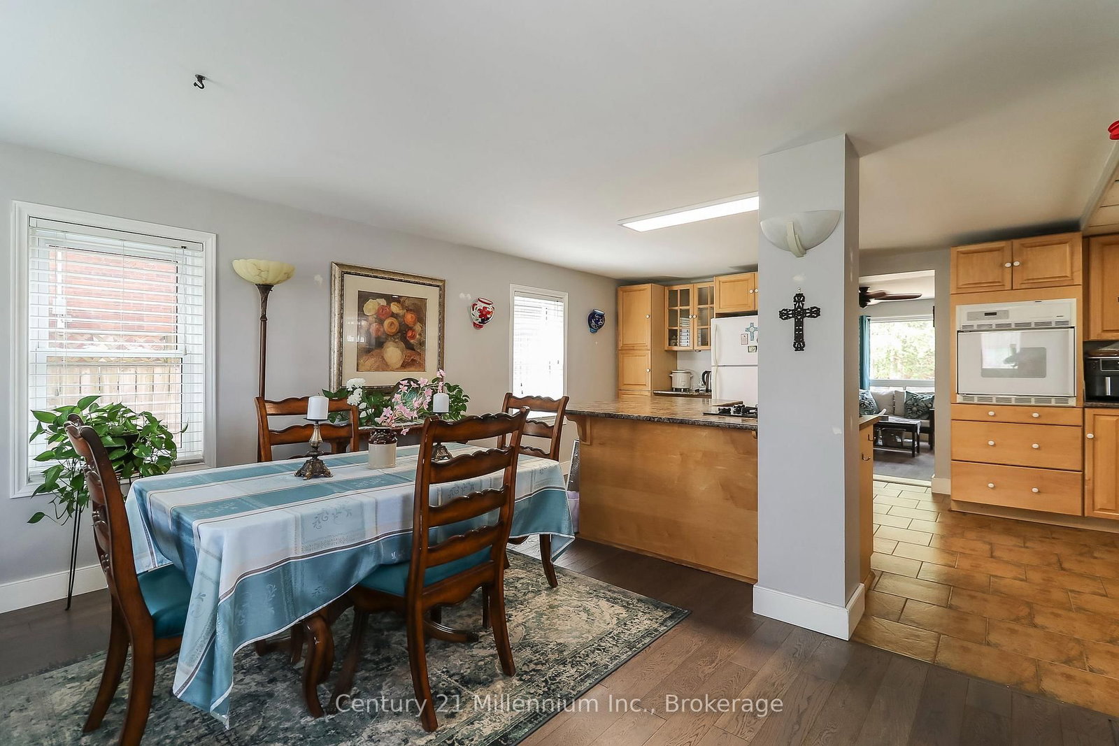 756 Quebec Street • Midland, ON photo 6