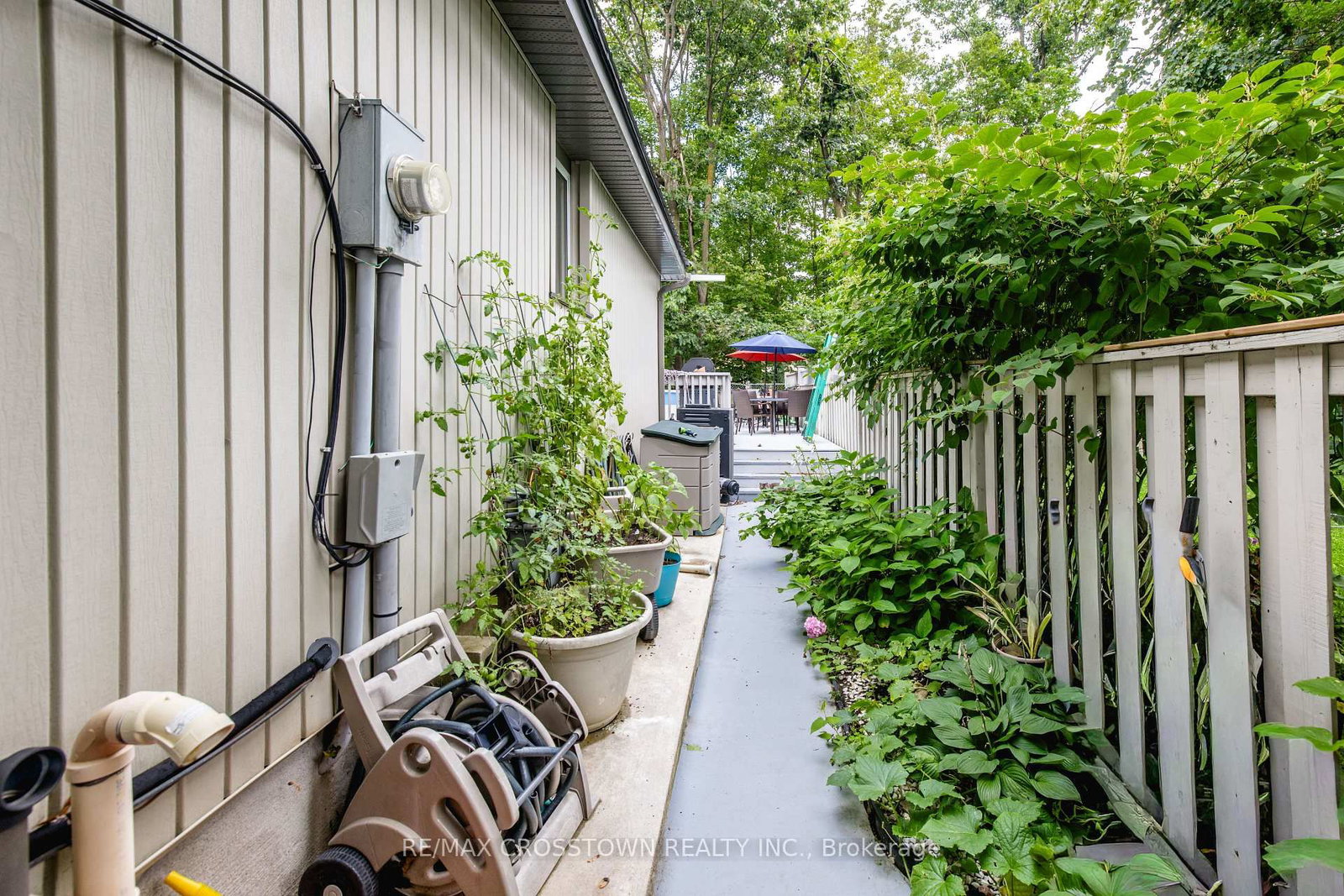 6 Ashdale Court • Barrie, ON photo 38