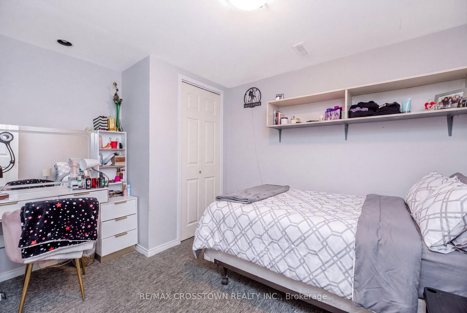 6 Ashdale Court • Barrie, ON photo 40