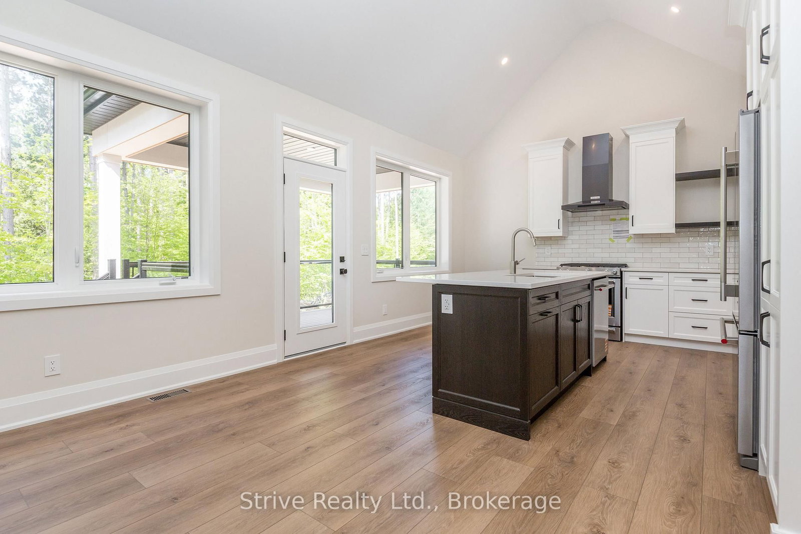 14 Northland Court • Oro-Medonte, ON photo 23