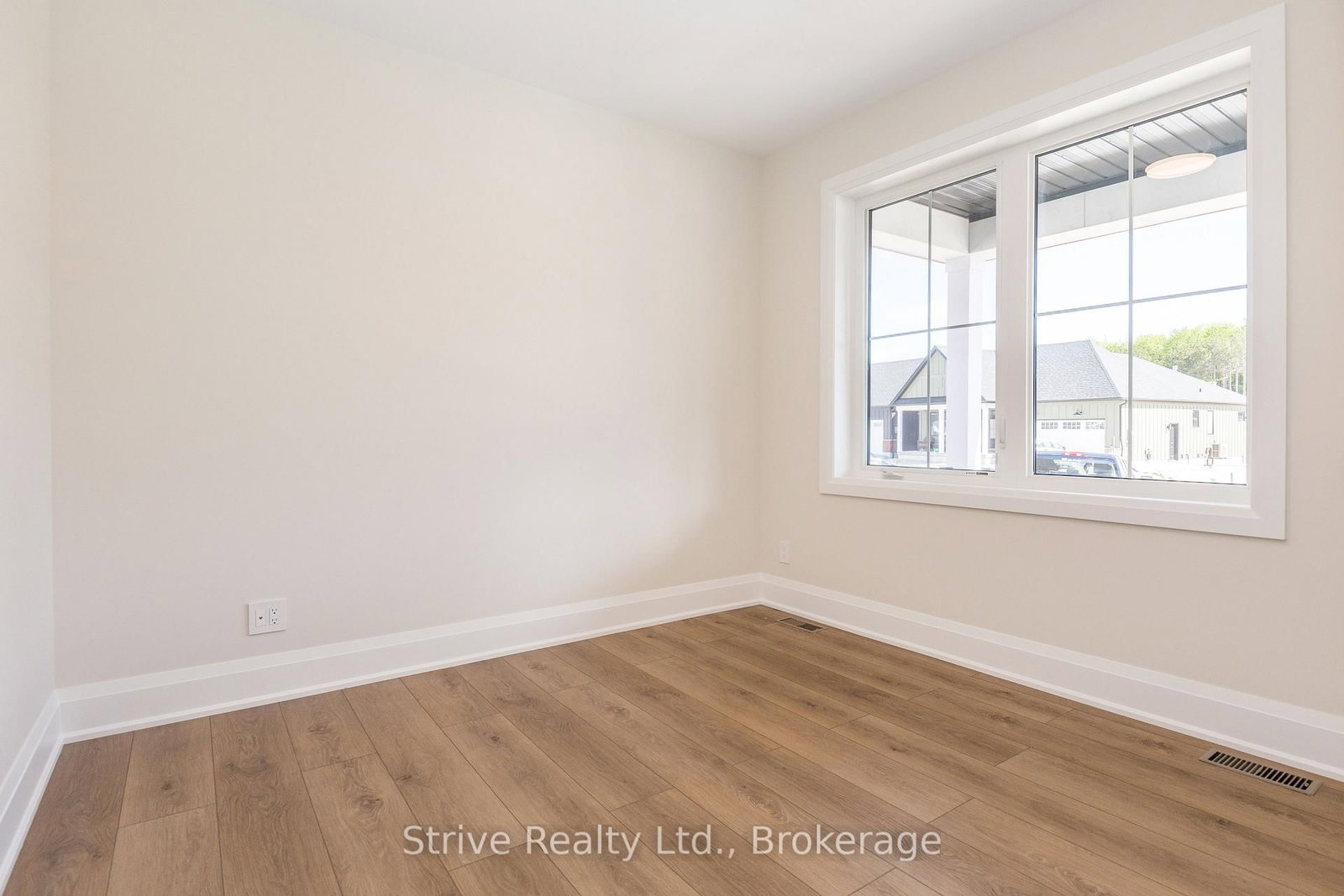 14 Northland Court • Oro-Medonte, ON photo 8