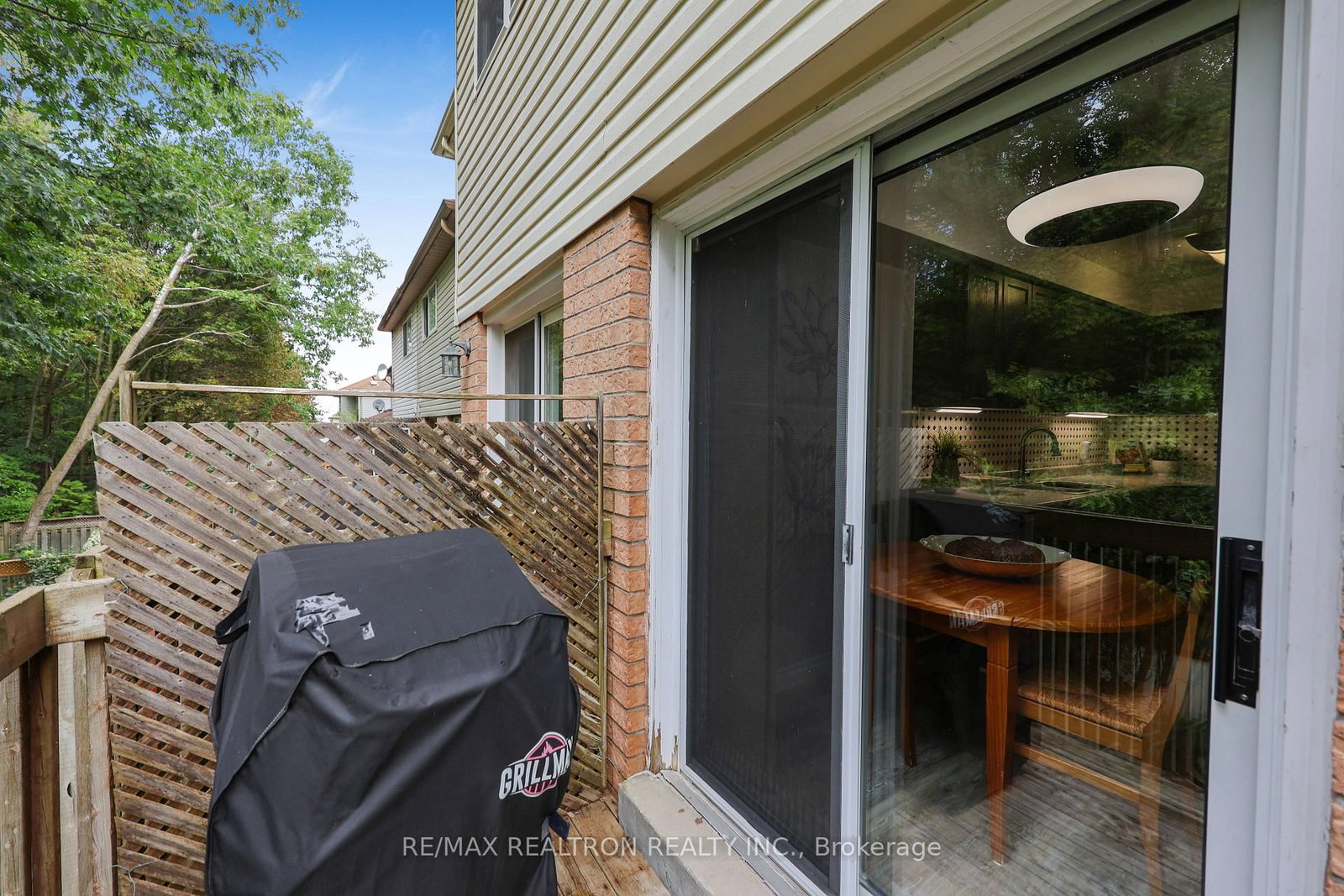 282 Ferndale Drive S • Barrie, ON photo 39