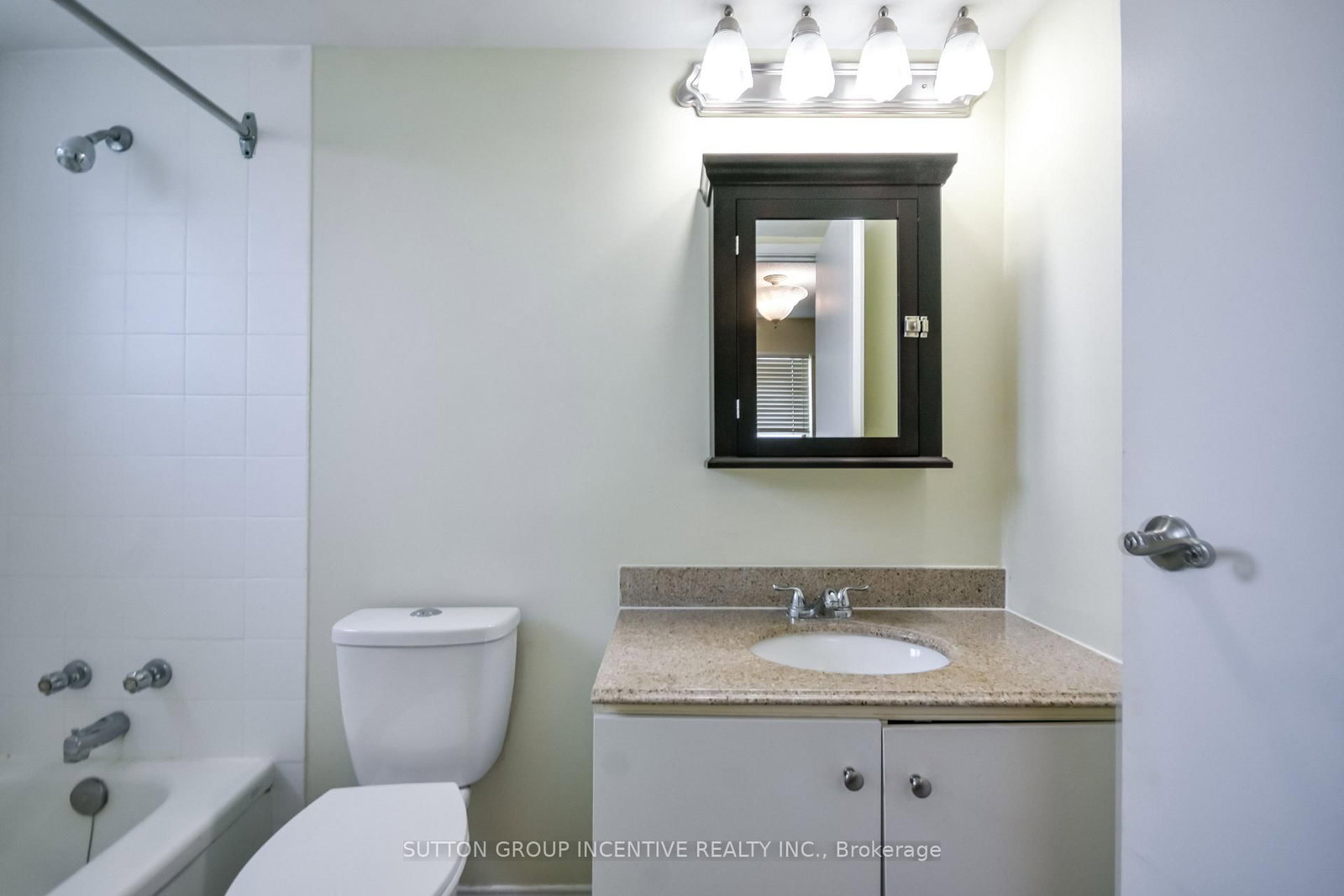 126 Bell Farm Road • #B05 • Barrie, ON photo 27