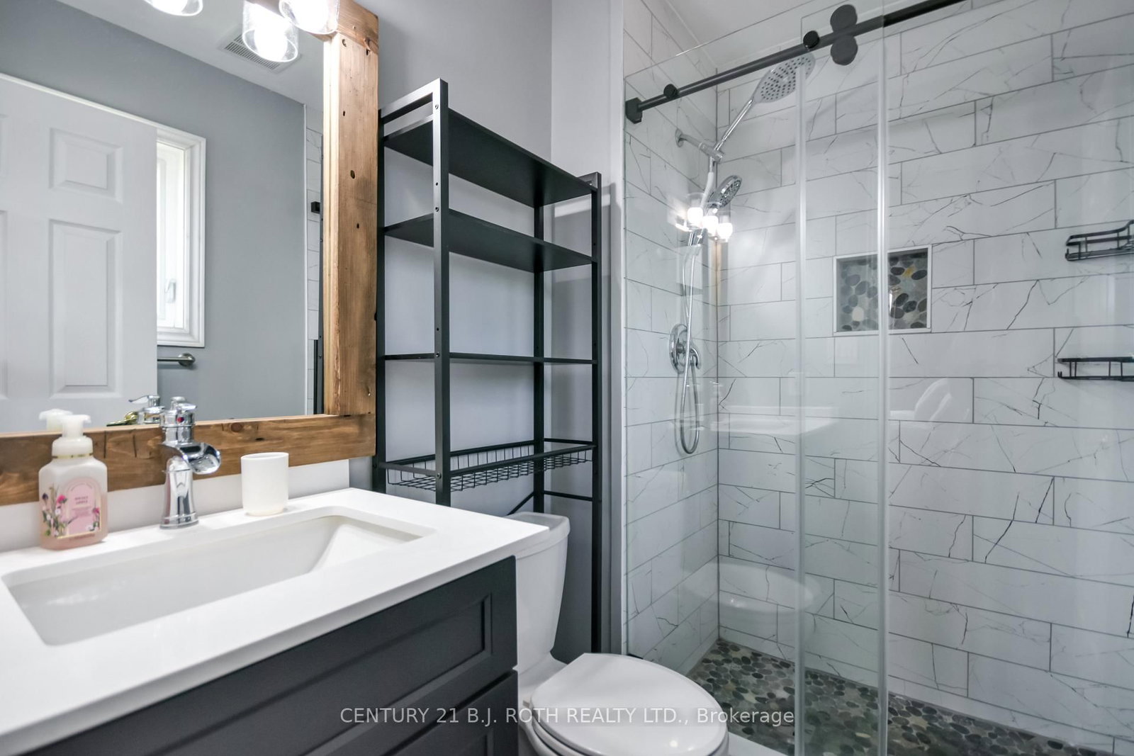 42 Farmstead Crescent • Barrie, ON photo 21