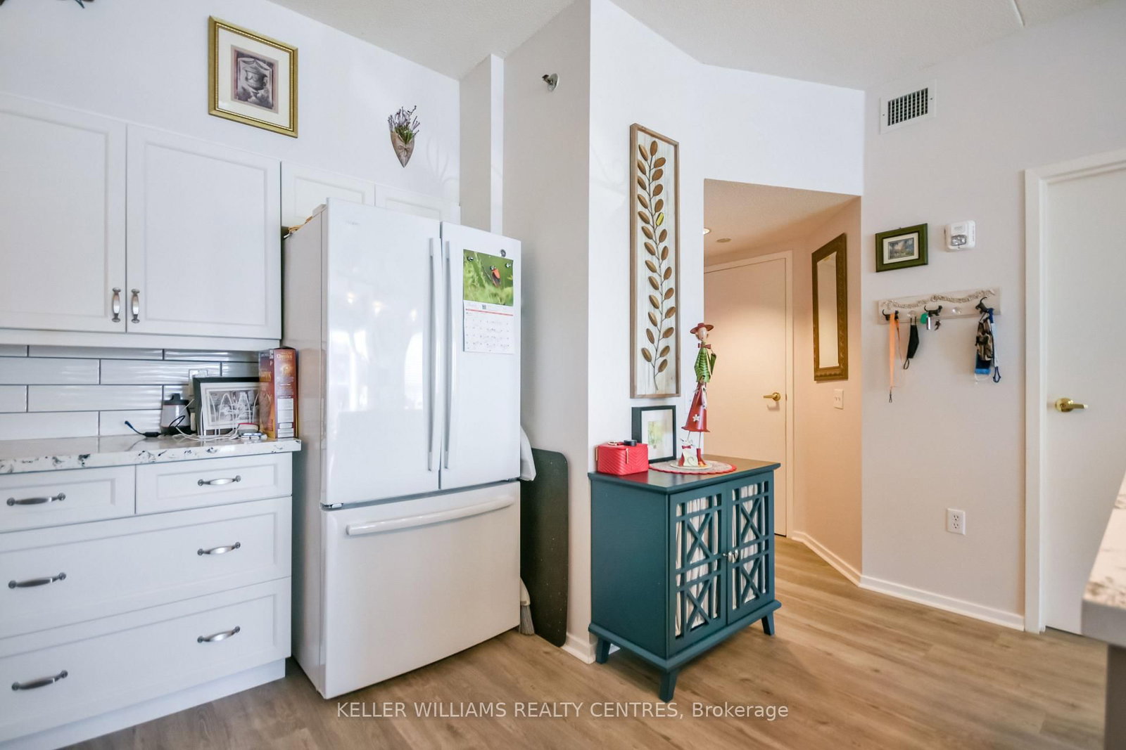 49 Raglan Street • #102 • Collingwood, ON photo 12