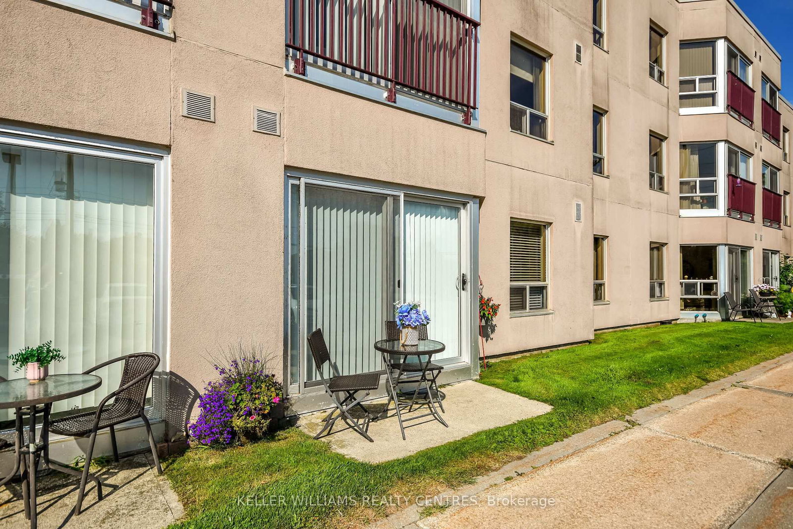 49 Raglan Street • #102 • Collingwood, ON photo 5