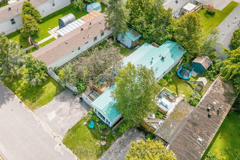 4118 Ash Crescent