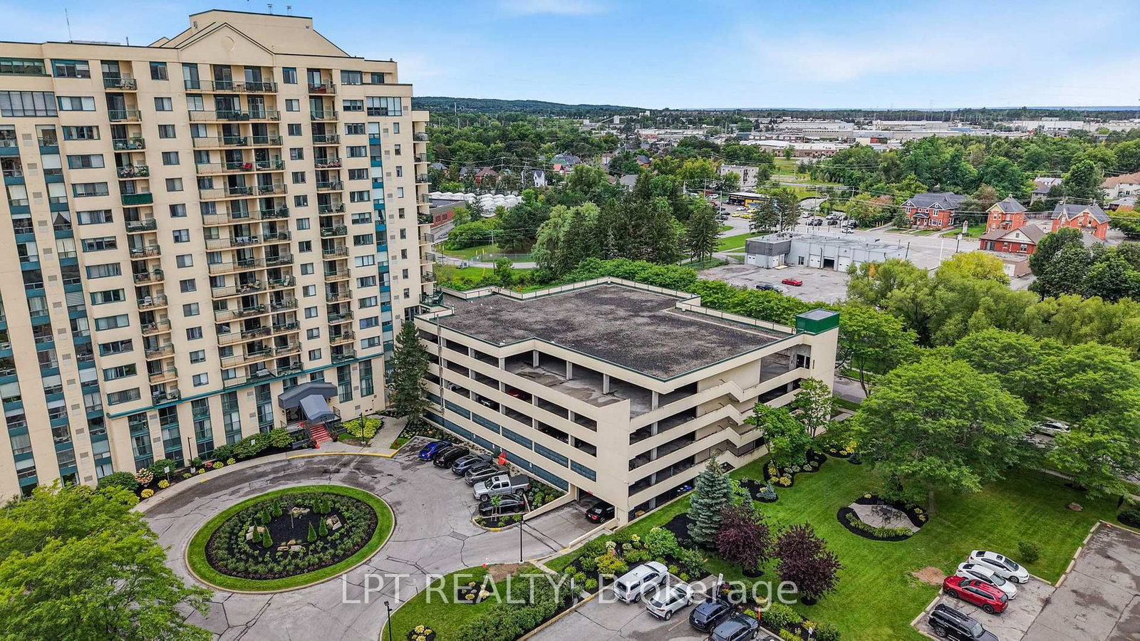 75 Ellen Street • #1111 • Barrie, ON photo 33