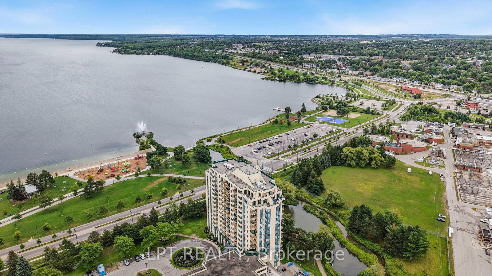75 Ellen Street • #1111 • Barrie, ON photo 37