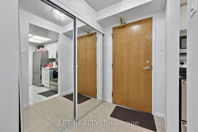 75 Ellen Street • #1111 • Barrie, ON photo 9