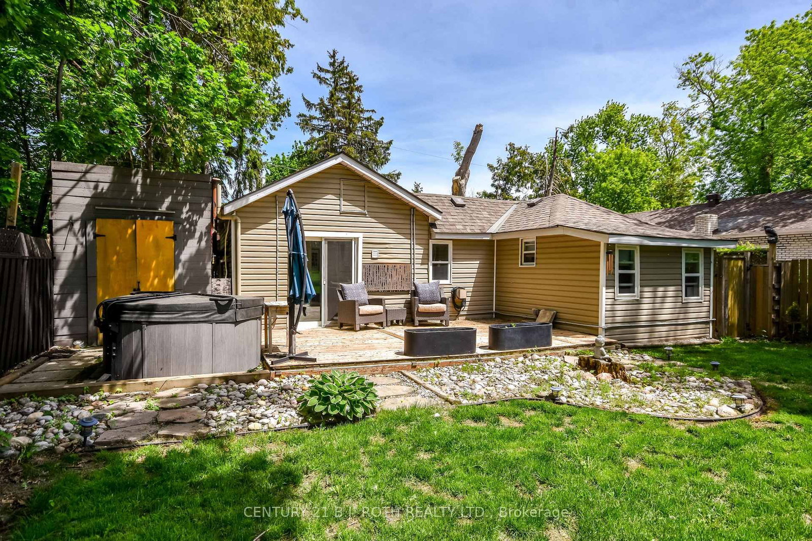 203 Southview Road • Barrie, ON photo 38