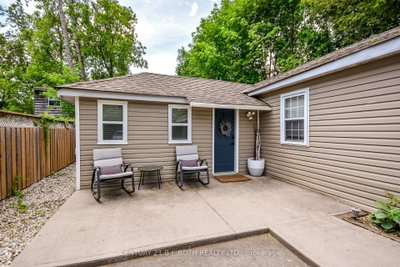 203 Southview Road • Barrie, ON photo 4