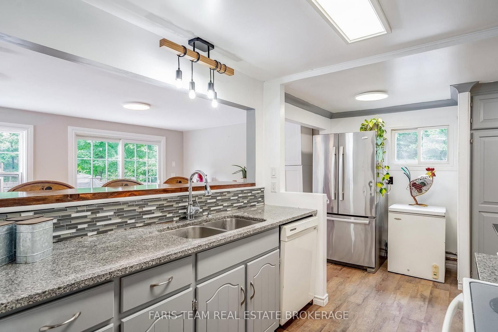 1490 Laughlin Falls Road • Severn, ON photo 6