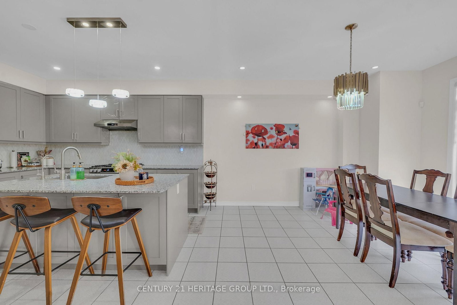 102 Nottingham Road • Barrie, ON photo 13