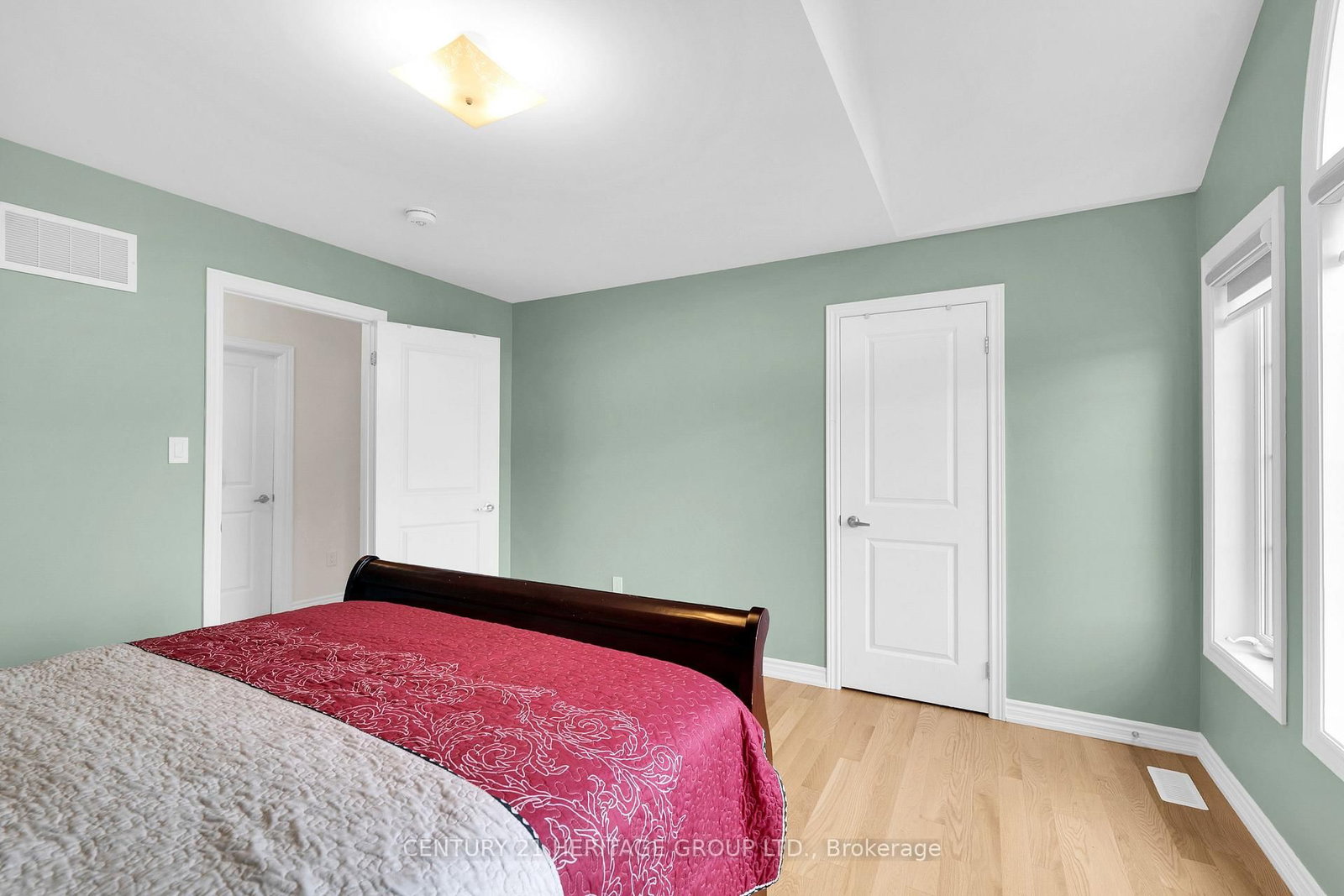 102 Nottingham Road • Barrie, ON photo 29